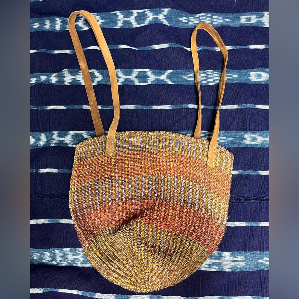 Vintage Multicolor Woven Shoulder Bag with Tan Straps